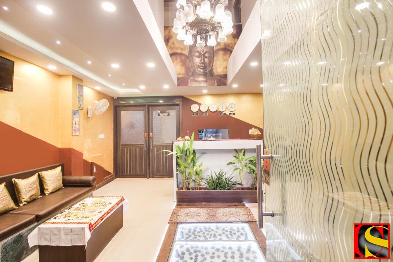 Hôtel Candolim Sands Extérieur photo